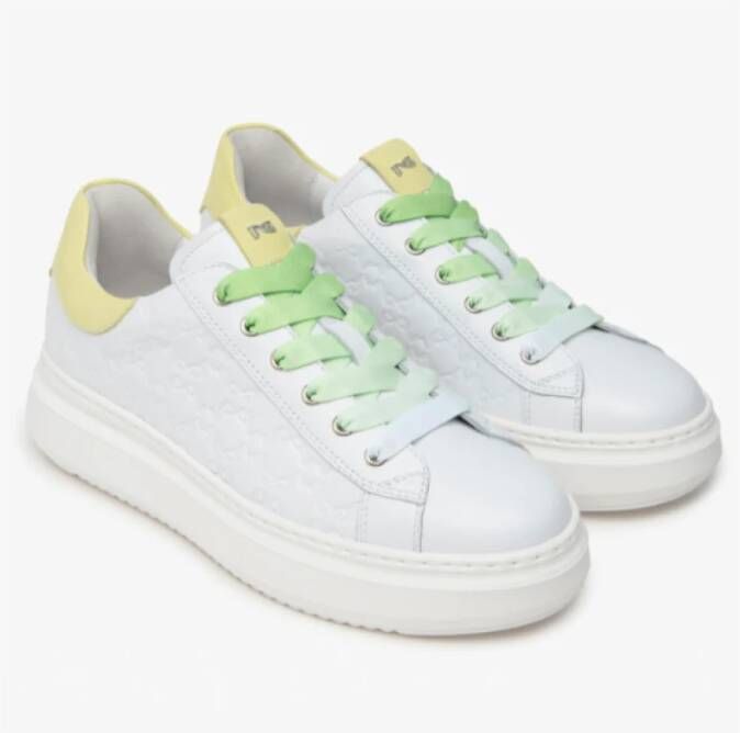 Nerogiardini Witte Sneakers Stijlvol Ontwerp Italië Gemaakt Multicolor Dames