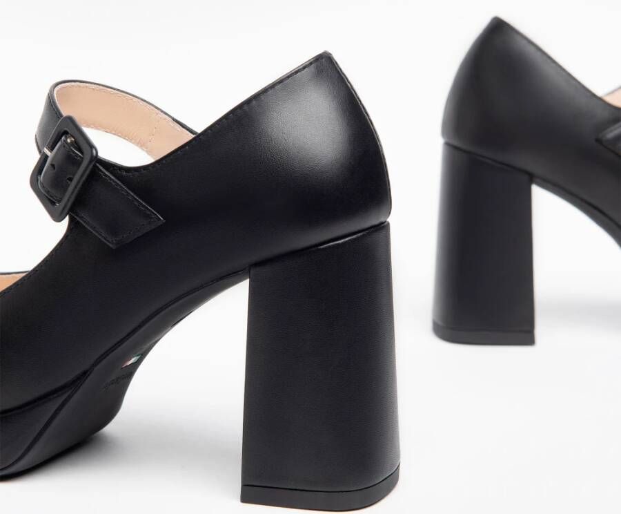 Nerogiardini Zwarte leren blokhak schoenen Black Dames