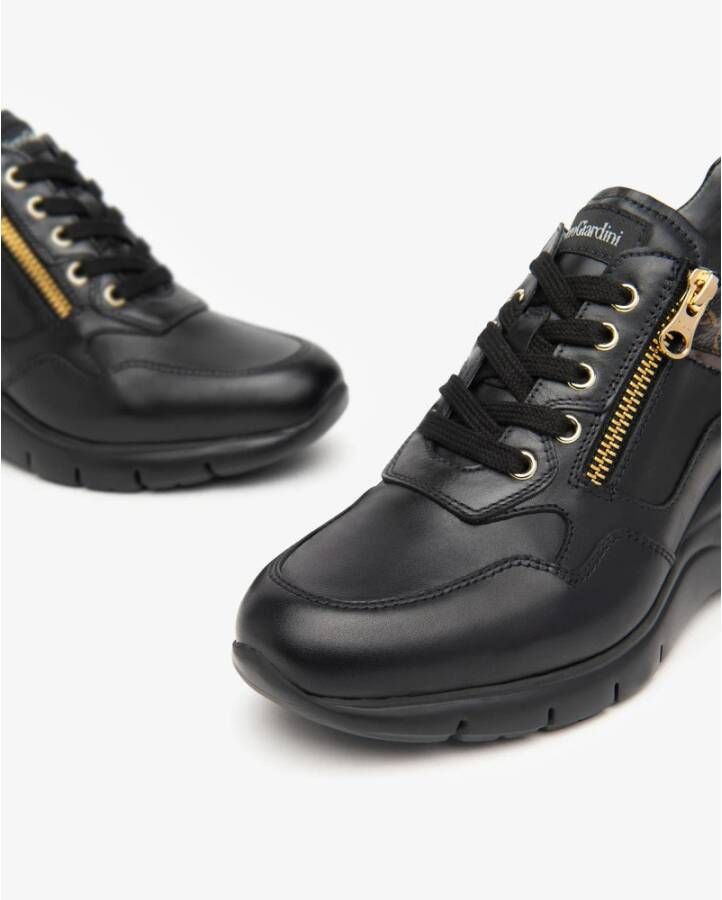 Nerogiardini Zwarte leren sneakers met rits Black Dames