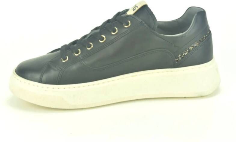 Nerogiardini Zwarte sneaker met tiret design Black Dames