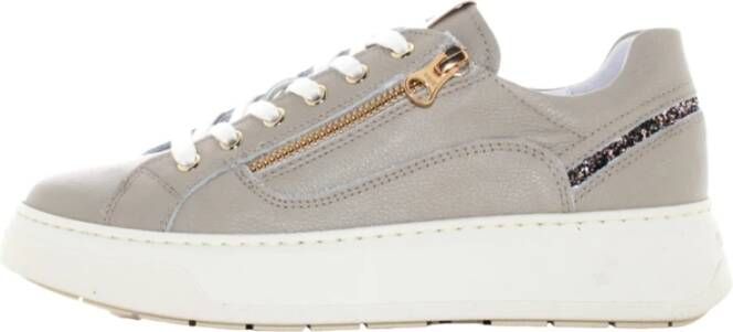 Nerogiardini Zwarte sneakers voor vrouwen Beige Dames