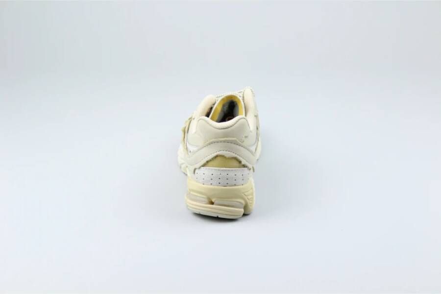 New Balance 2002R Beschermingspakket 'Sandstone' Beige Dames