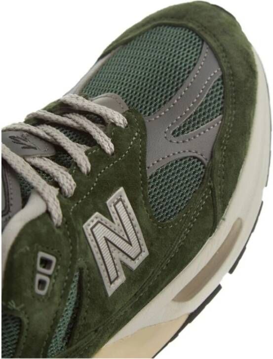 New Balance Bosgroene Suède Chunky Sneakers Green Heren