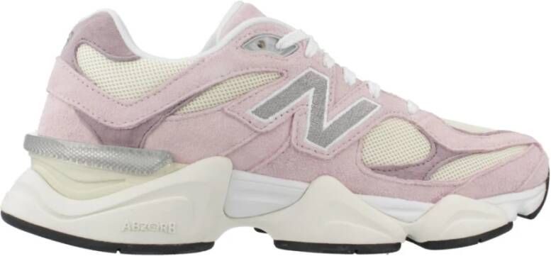 New Balance Casual Sneakers in Zwart en Wit Pink Dames