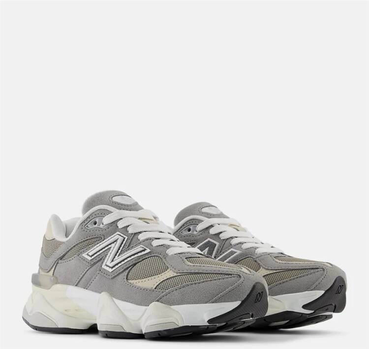 New Balance Futuristische 9060 Grijze Sneakers Gray Dames