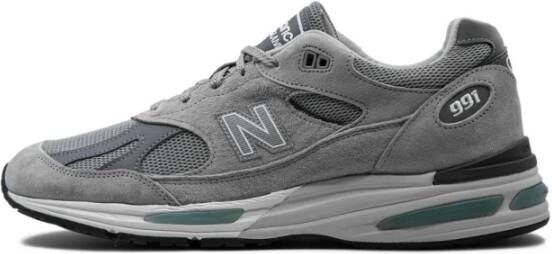 New Balance Grijze Sneakers met Reflecterende Details Gray Heren