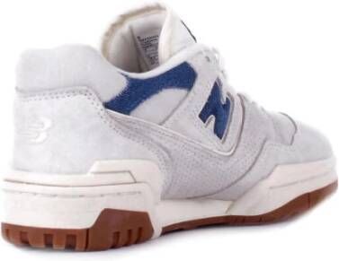 New Balance Grijze Suède Sneakers met Rubberen Zool Gray Dames