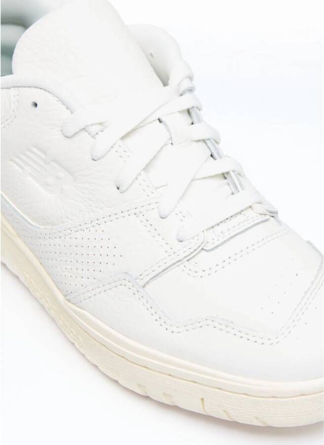 New Balance Leren Sneakers met Gedrukt en Geborduurd Logo White Heren