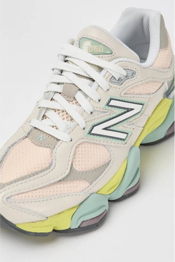 New Balance Platte Leren Sneakers met Dubbele Dichtheid Tussenzool Multicolor Dames