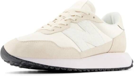 New Balance Hardloopschoenen uit de jaren 70 Retro hardloopschoenen Beige Multicolor Dames