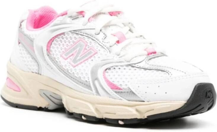 New Balance Roze Vintage Sneakers Logo Rubberen Zool White Dames