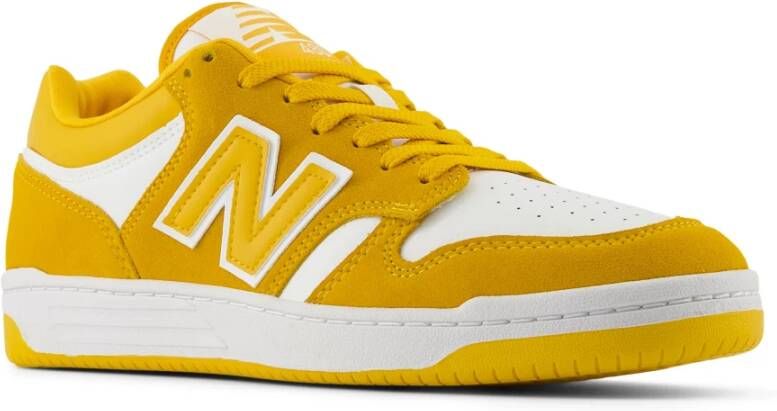 New Balance Stijlvolle Sneakers voor Mannen en Vrouwen Geel Heren