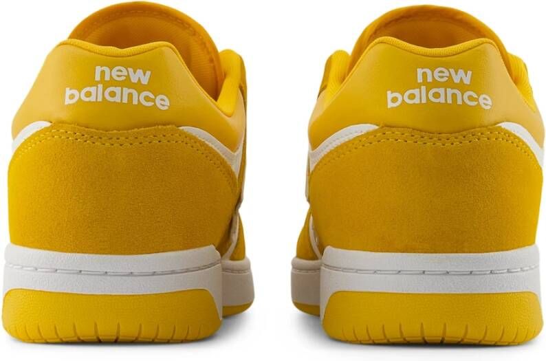 New Balance Stijlvolle Sneakers voor Mannen en Vrouwen Geel Heren