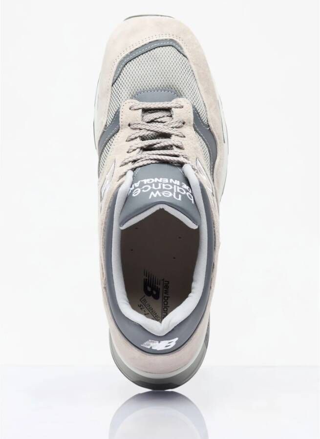 New Balance Sneakers met mesh-panelen en logo-borduursel Gray Heren