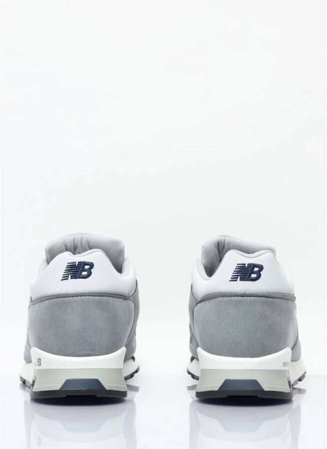 New Balance Sneakers met Mesh Panelen en Logo Borduursel Gray Heren