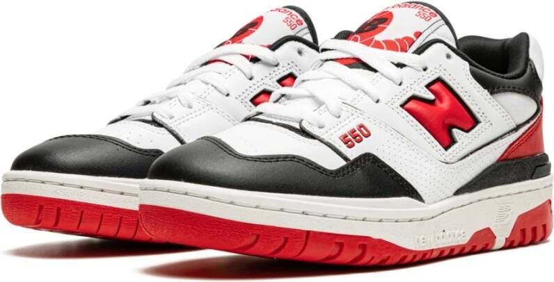 New Balance Retro-geïnspireerde wit rood zwarte sneakers Rood Heren