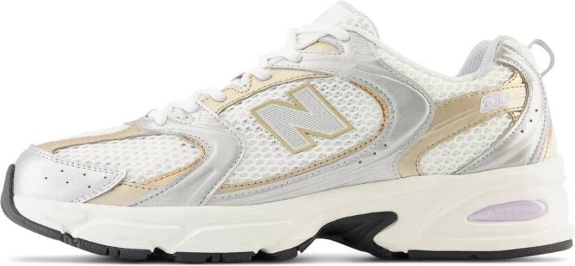 New Balance Stijlvolle Sneakers voor Mannen en Vrouwen Wit Dames