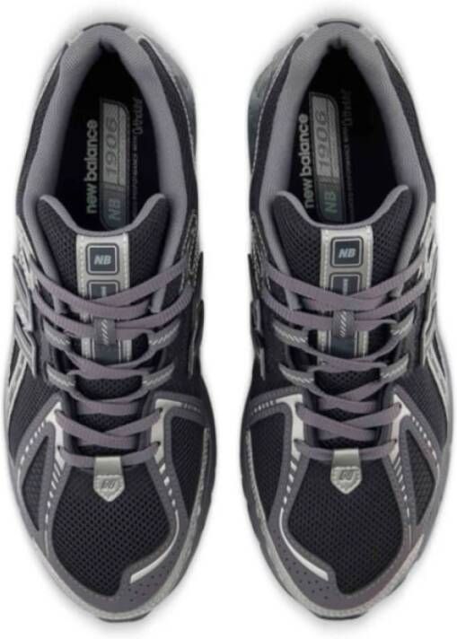 New Balance Stijlvolle Grijze Sneakers 1906 RES Black Heren