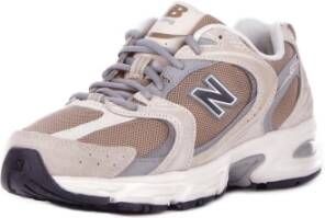 New Balance Stijlvolle Sneakers met Stoffen Bovenwerk Beige Dames