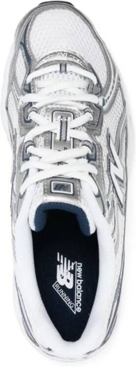 New Balance Stijlvolle Sneakers voor Actieve Levensstijl White Dames