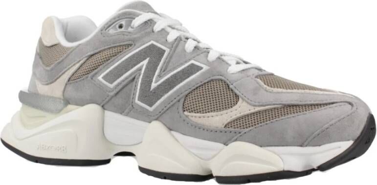 New Balance Stijlvolle Sneakers voor Mannen en Vrouwen Gray Heren