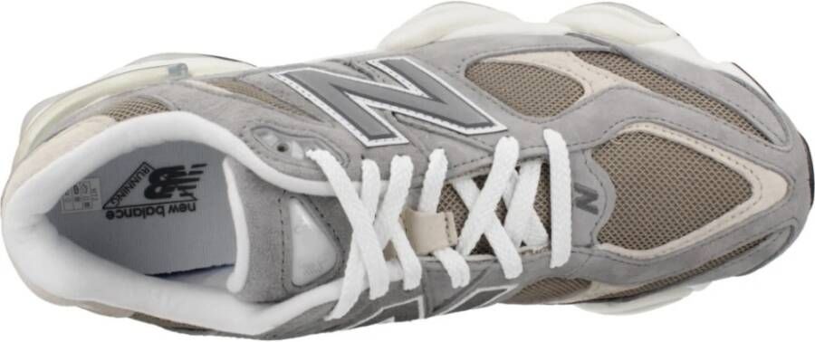 New Balance Stijlvolle Sneakers voor Mannen en Vrouwen Gray Heren