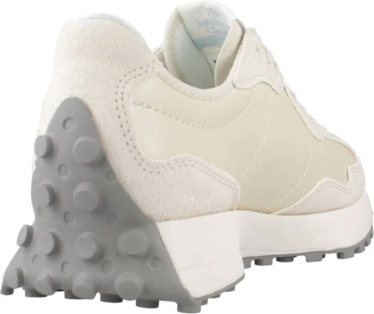 New Balance Stijlvolle Sneakers voor Mannen en Vrouwen White Dames