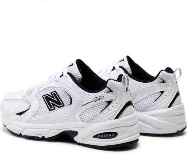 New Balance Stijlvolle Sneakers voor Mannen en Vrouwen White Heren