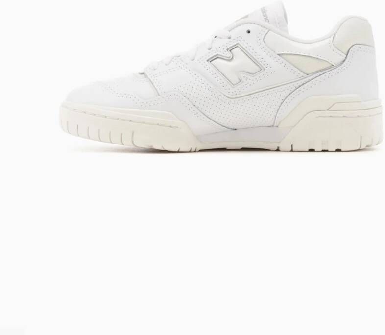 New Balance Witte Leren Sneakers met Gestroomlijnde Silhouet White Unisex