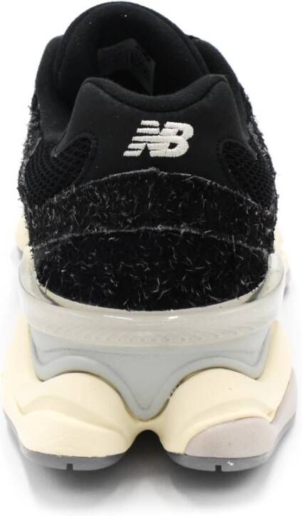 New Balance Zwarte Sneakers met Stoffen Voering en Rubberen Zool Zwart Heren