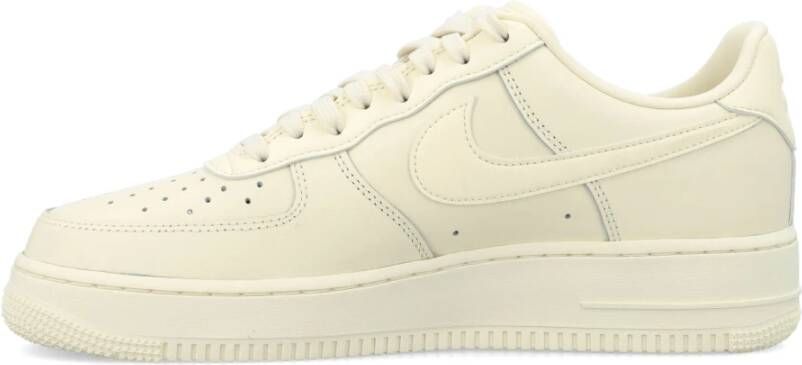 Nike Frisse Air Force 1 '07 Sneakers Beige Dames