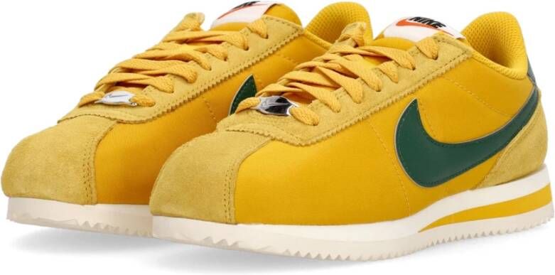 Nike Geel Oker Lage Sneakers Yellow Dames