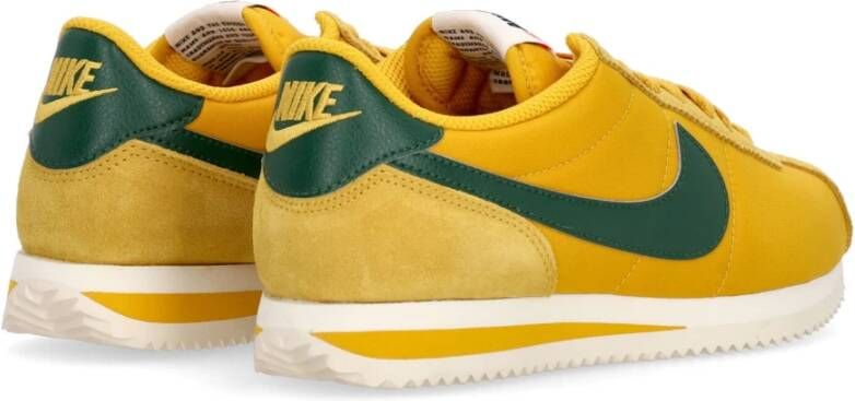 Nike Geel Oker Lage Sneakers Yellow Dames