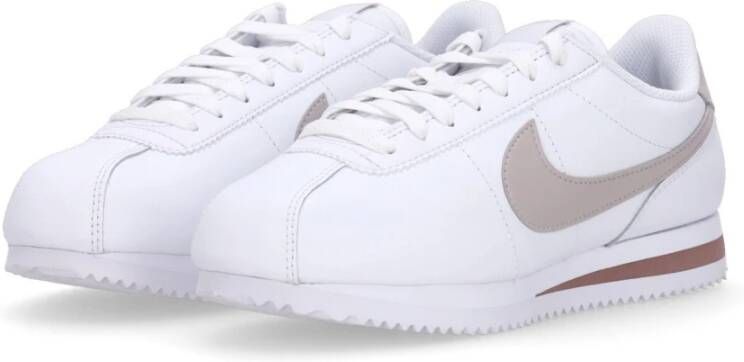 Nike Lage Sneaker Wit Violet Zwart White Dames