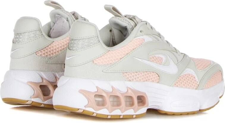 Nike Lichte damesschoen met lage pasvorm in Bone Wit Bleek Koraal Roze White Dames