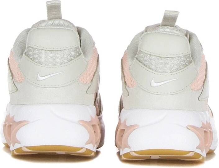 Nike Lichte damesschoen met lage pasvorm in Bone Wit Bleek Koraal Roze White Dames