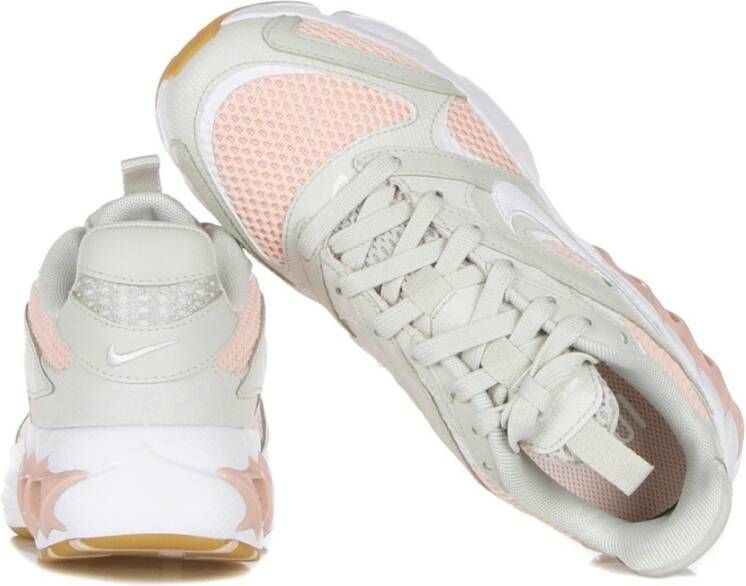 Nike Lichte damesschoen met lage pasvorm in Bone Wit Bleek Koraal Roze White Dames