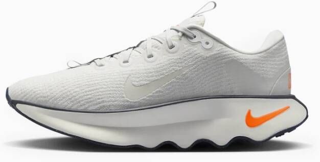 Nike Motiva Wandelschoenen Sail & Platinum Tint Gray Heren