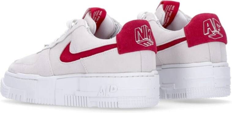 Nike Pixel Lage Sneaker Wit Hibiscus White Dames