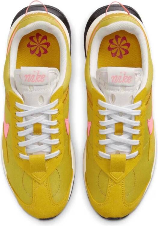 Nike Pre Day LX Sneakers Dark Citron Pink Yellow Dames