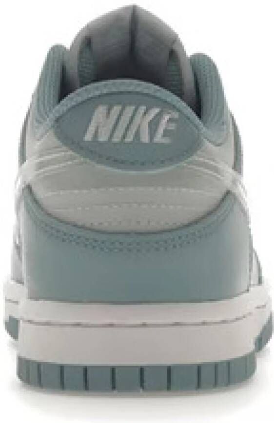 Nike Stijlvolle leren sneakers Blauw Dames