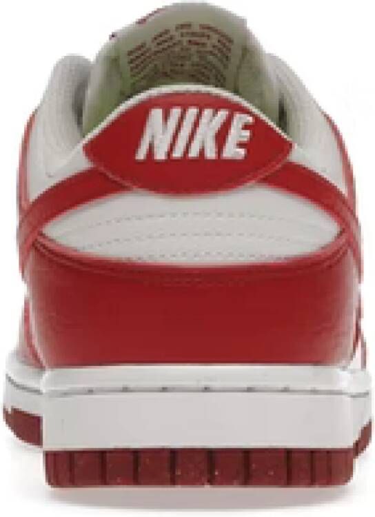 Nike "Witte Gym Red Dunk Low Sneakers" Meerkleurig Dames