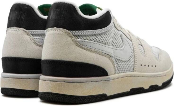 Nike Sneakers Summit White Pine Green Stijlvol Model Beige Dames