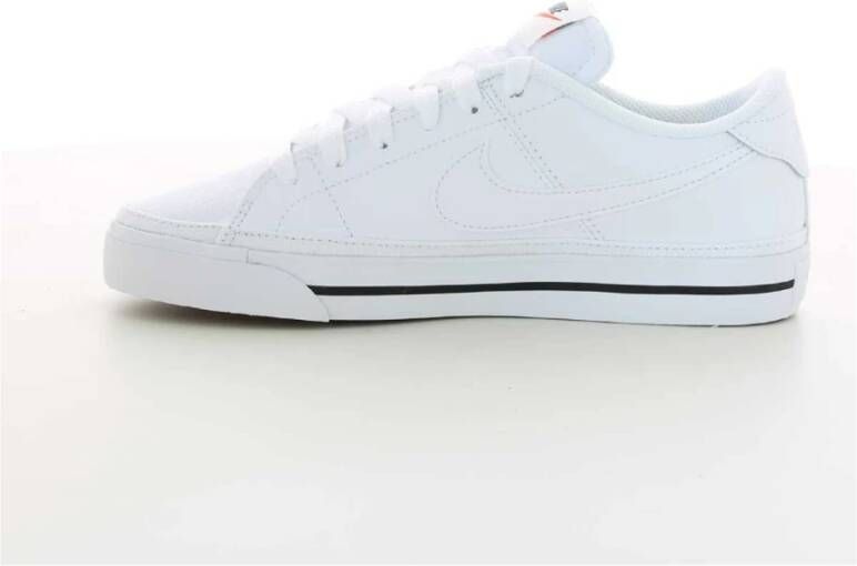 Nike "Legacy Court Sneakers" Wit Dames