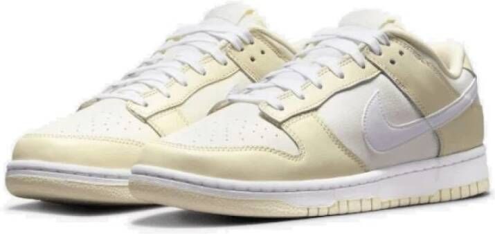 Nike "Coconut Milk Dunk Low Sneakers" Wit Dames