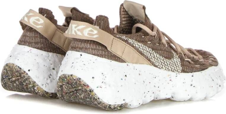 Nike Space Hippie 04 Lage Schoen Sand Wit Beige Dames