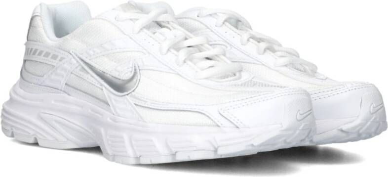 Nike Sportieve Lage Sneakers met Stijlvolle Details White Dames