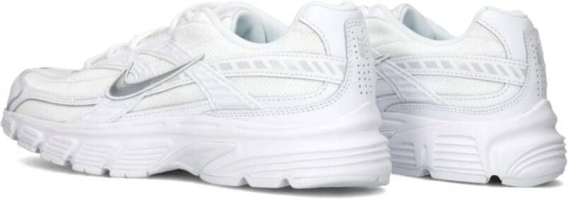 Nike Sportieve Lage Sneakers met Stijlvolle Details White Dames