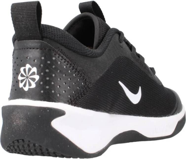 Nike Stijlvolle Multi-Court Sneakers voor Vrouwen Black Dames