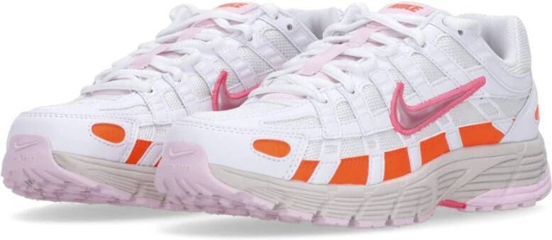 Nike Witte lage schoen met roze accenten White Dames